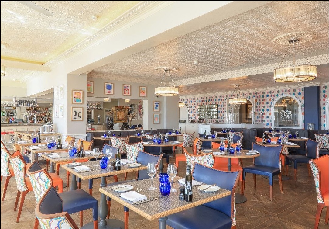 Interior Image of the dining area at the Upper Deck